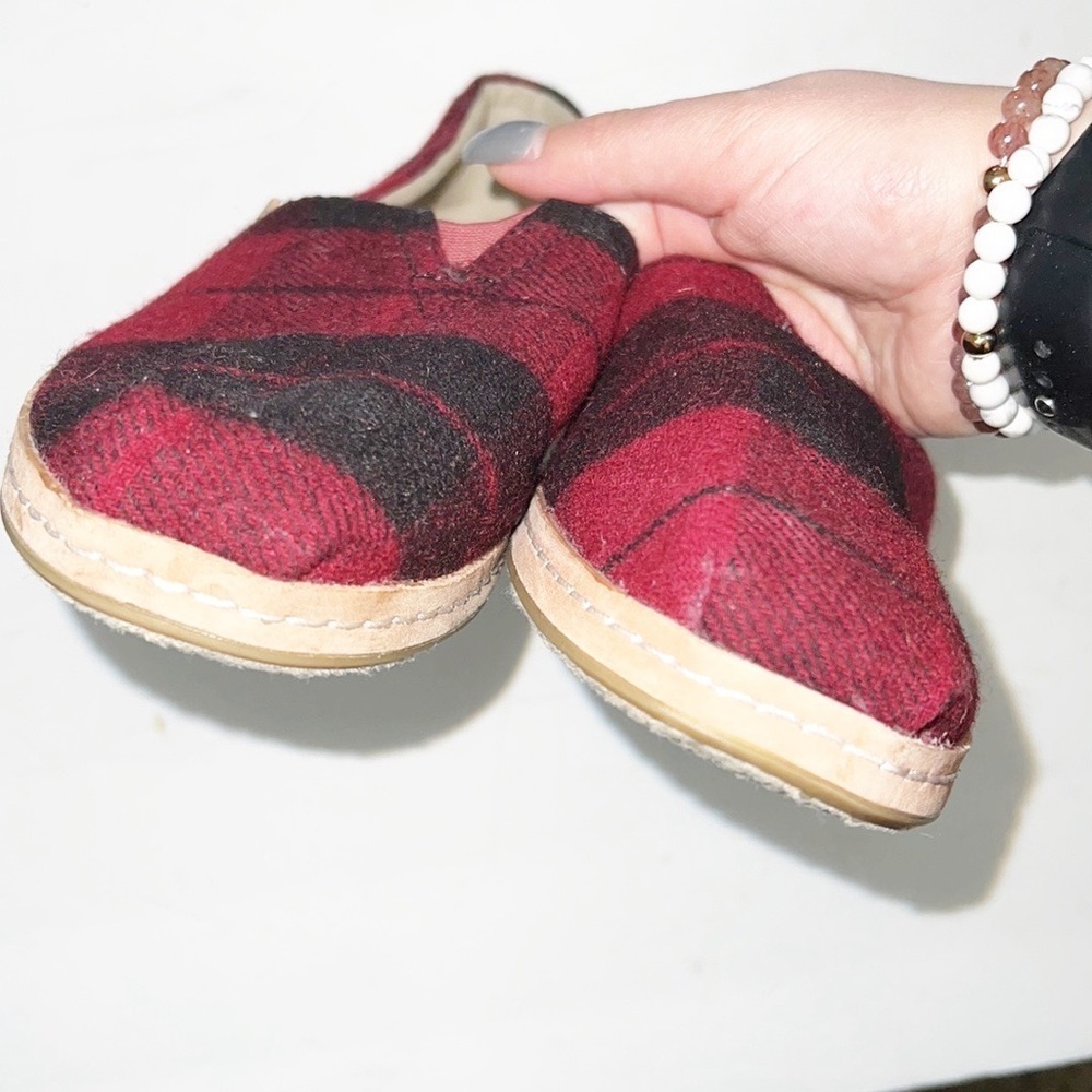 Toms Alpargata Classic Buffalo Check Plaid Red And Black Felt Slip On Flats - Picture 7 of 10